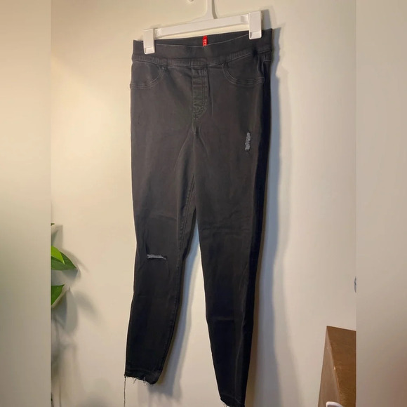 Spanx|| Vintage Distressed Ankle Skinny Jeans In Black Size Medium - Picture 4 of 10